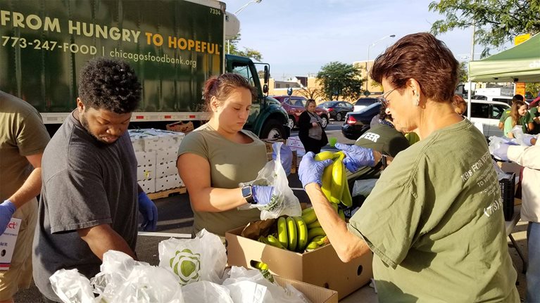 How a McKinsey team’s volunteer work is helping to feed the city of Chicago